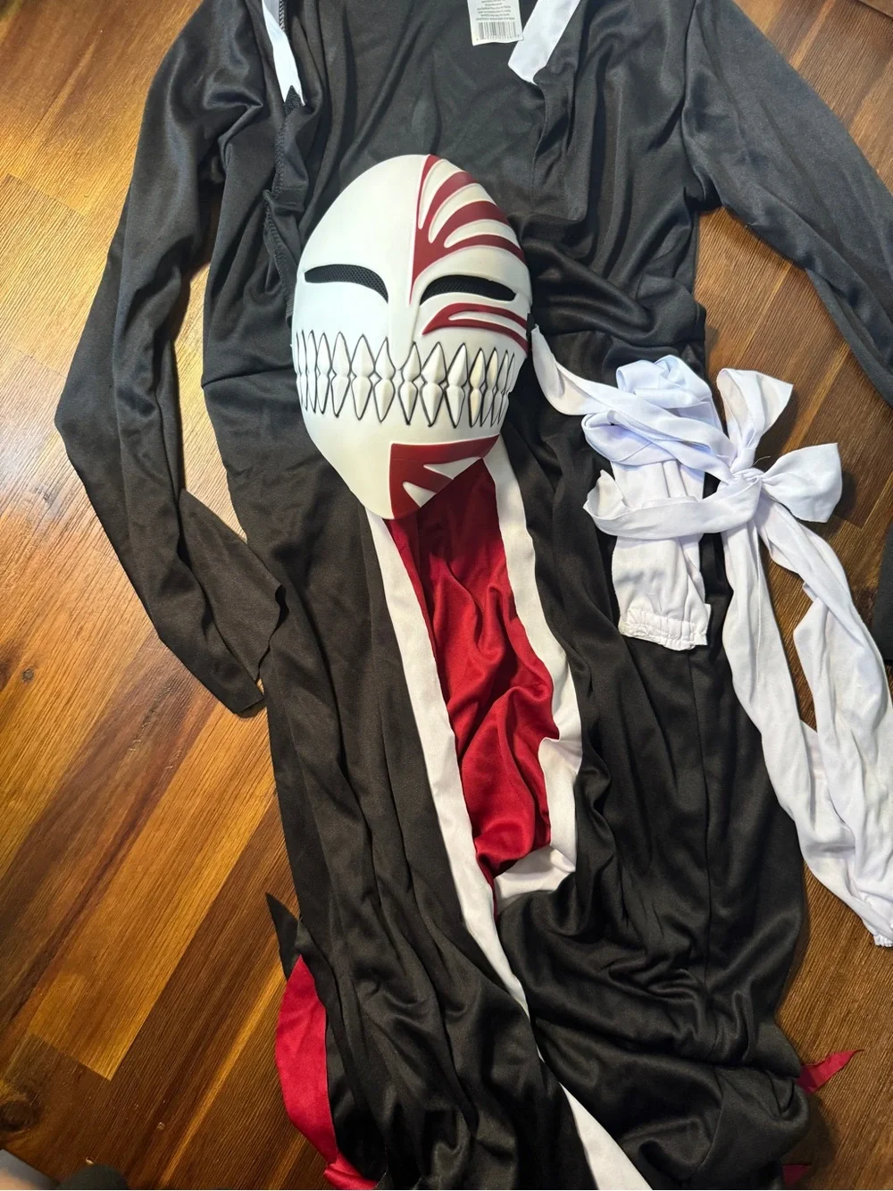 NWT Bleach Ichigo Boys L 10/12 Halloween Costume Robe Belt Mask Anime